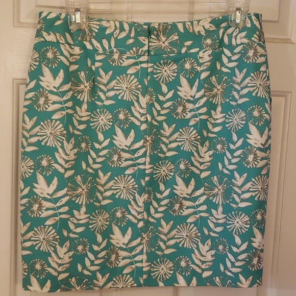 Rafaella A-line skirt. - Picture 2 of 7